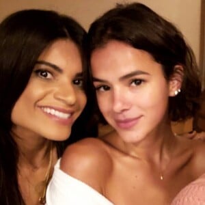 Por São Paulo, Bruna Marquezine fez drenagem corporal com Renata e Patrícia França