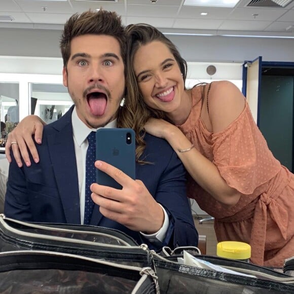 O romance de Juliana Paiva e Nicolas Prattes começou a ser apontado na vida real em julho de 2018
