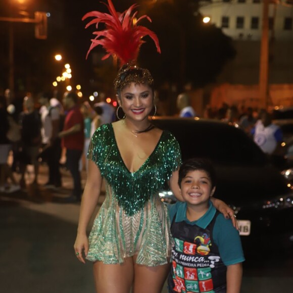 Mileide Mihaile moveu duas ações contra Wesley Safadão e a família dele