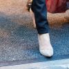 Meghan Markle optou por um modelo clássico de sapato com um pequeno saltinho para passear por Nova York, nesta terça-feira, dia 19 de fevereiro de 2019