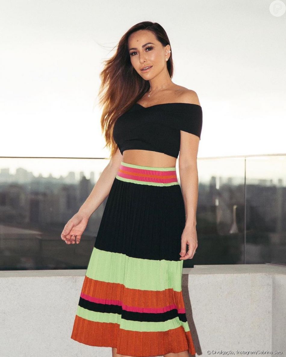 Sabrina Sato Muda Visual Antes De Carnaval Clareada No Cabelo