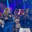 Angélica dançou com Junior Lima e o vocalista do É o Tchan Beto Jamaica no palco do 'Altas Horas' de sábado, 27 de setembro de 2014