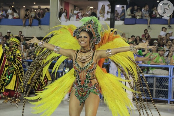Lexa desfilará como Rainha de Bateria da Unidos de Bangu pelo segundo ano no Carnaval 2019.