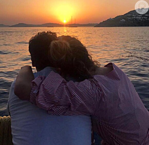 Giovanna Ewbank tranquilizou fãs sobre o estado de saúde do marido, Bruno Gagliasso, nesta quinta-feira, 28 de fevereiro de 2019