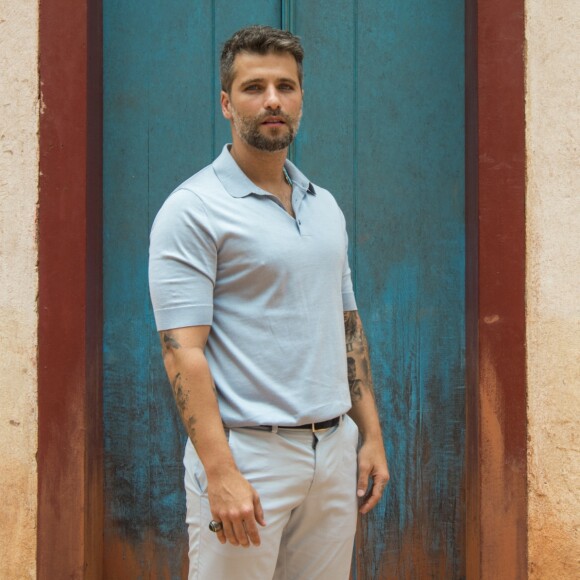 Bruno Gagliasso se afastou das gravações da novela 'O Sétimo Guardião' após uma crise renal