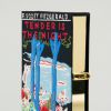 A book clutch 'Tender is The Night', de F. Scott Fitzgerald, é da designer Olympia Le Tan e custa aproximadamente R$ 3.600