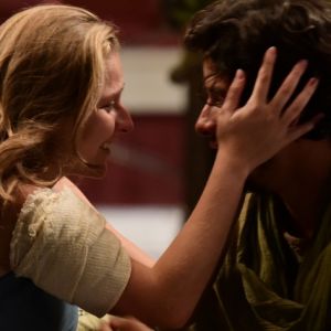 Helena (Julia Maggesi) revê Tadeu (Ricky Tavares) no capítulo de quinta-feira, 14 de março de 2019, da novela 'Jesus'