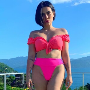 'Eu amo meu Instagram, eu amo esse lugar onde eu posso reunir tudo que eu sou, que eu gosto, as coisas que eu acredito e isso fazer parte também da minha trajetória pública', disse Cleo