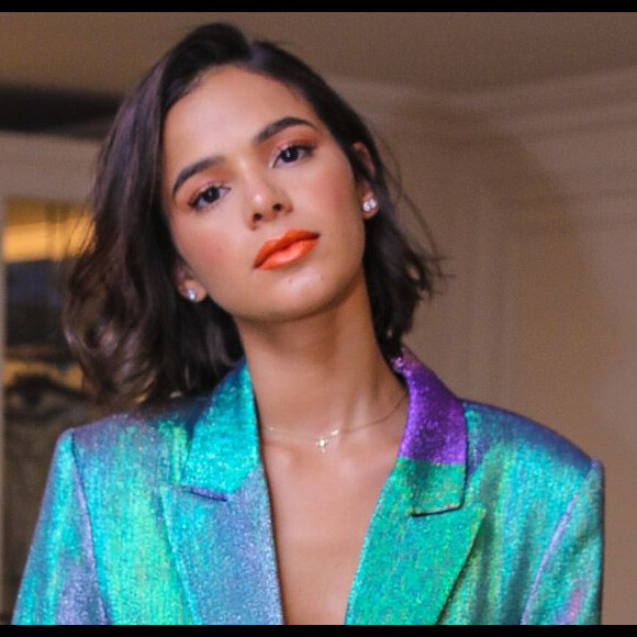 Bruna Marquezine explicou 'ressaca' após culto nesta terça-feira, 19 de março de 2019