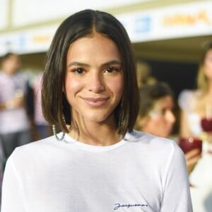 Ligada a religão, Bruna Marquezine organizou célula em sua casa