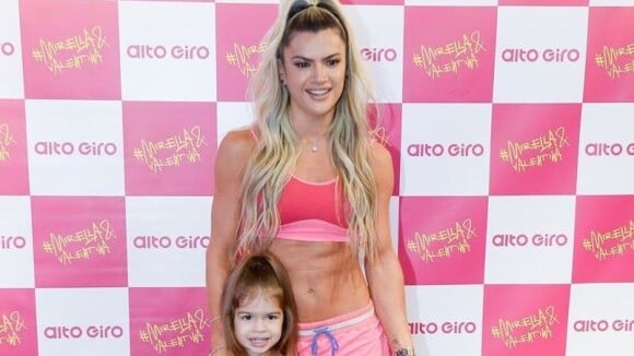 Mirella Santos combina look fitness com filha e Andressa Suita elogia: 'Lindas'