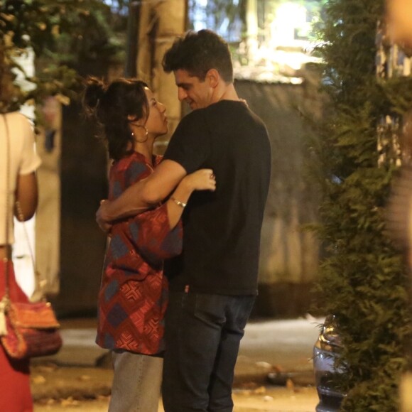 Andréia Horta está em um relacionamento sério com o ator Julio Machado, de acordo com jornal