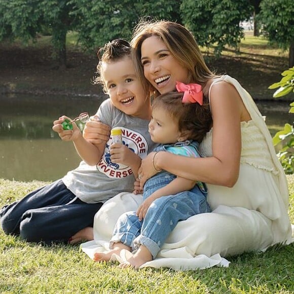 Filhos de Patricia Abravanel, Pedro e Jane participaram do ensaio de gravidez da mãe