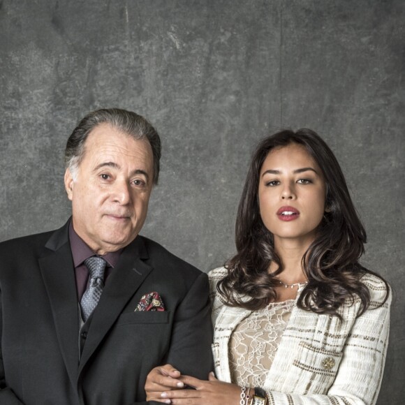 Laura (Yanna Lavigne) e Olavo (Tony Ramos) se tornaram os grandes vilões da novela 'O Sétimo Guardião'
