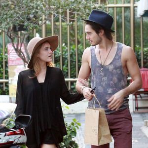 Isabelle Drummond espera que volta de Tiago Iorc seja boa