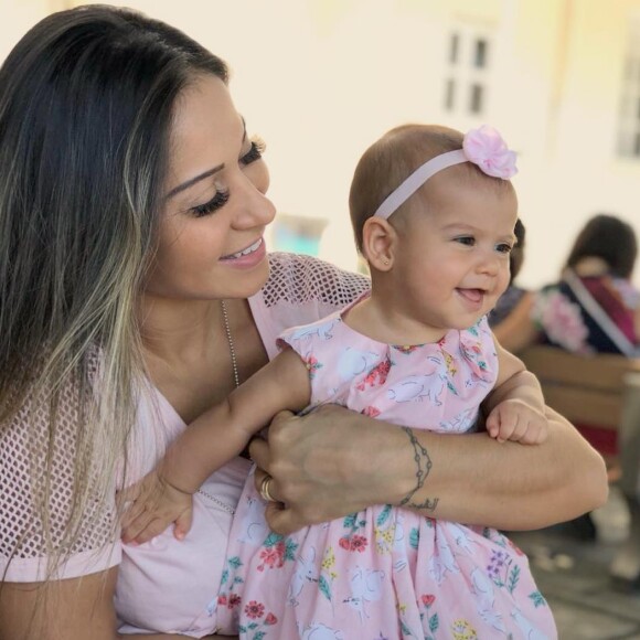 Mayra Cardi relatou momentos de tensão ao lado da filha, Sophia
