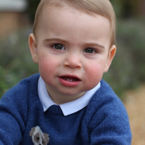 'Teve um dia que eu me virei de costas e ele já estava no topo de um escorrega', lembrou Kate Middleton sobre o filho mais novo