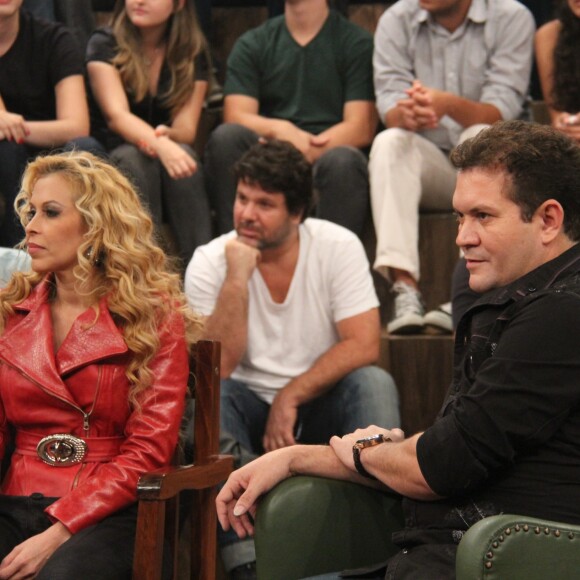 'Fiquei três noites de joelhos chorando e disse: eu não quero isso dentro de mim porque está me fazendo mal', relatou Joelma