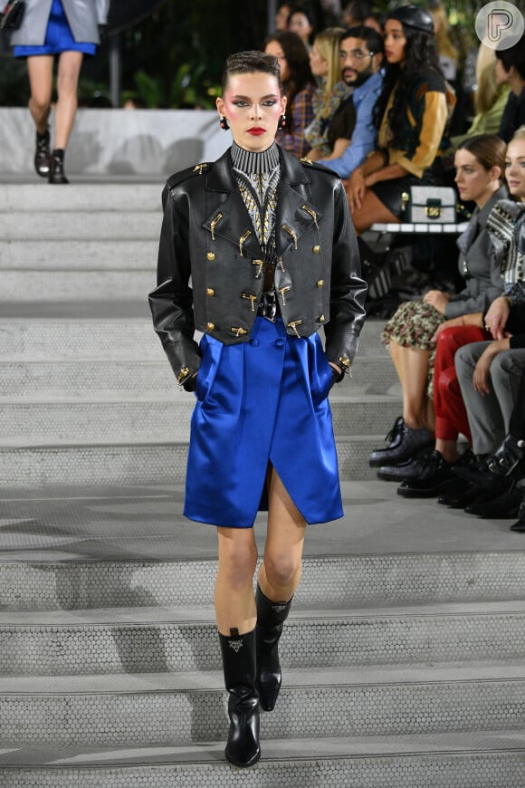 Foto: Jaqueta de couro com pegada oitentista da Louis Vuitton lembra um  pouco as Paquitas - Purepeople