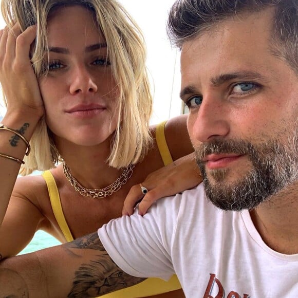 Bruno Gagliasso compartilha foto de Giovanna Ewbank de biquíni