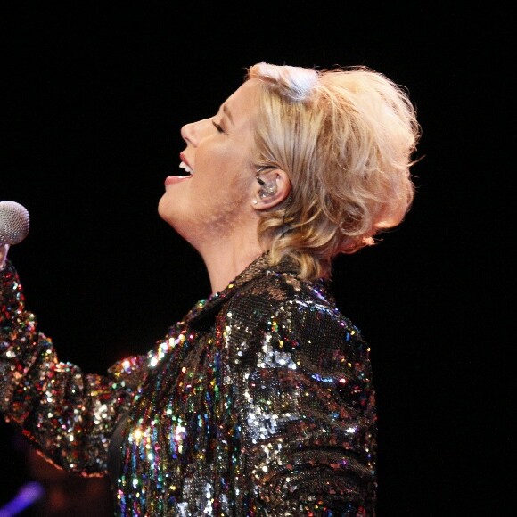 Luiza Possi e a mãe, Zizi Possi, fizeram show no Rio, nesta quinta-feira, 31 de maio de 2019