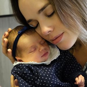 Thaeme faz primeiro show 1 mês após chegada da filha neste sábado, dia 01 de junho de 2019