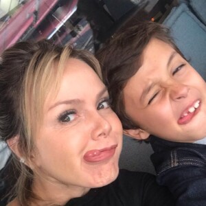 'Nada mais importa quando você volta pra casa, depois de um dia de trabalho, e vê seus filhos felizes e com saúde. Obrigada meu Deus', disse Eliana