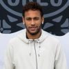 Neymar teve lesão confirmada após exames de ressonância em hospital no Distrito Federal, em Brasília