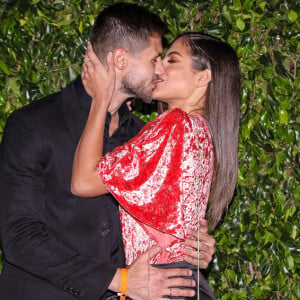 Casal fitness, Mari Gonzalez e Jonas Sulzbach dão beijão em lançamento de nova campanha publicitária da empresa Seara, no buffet Casa Fasano, em São Paulo, na noite desta quinta-feira, 06 de junho de 2019