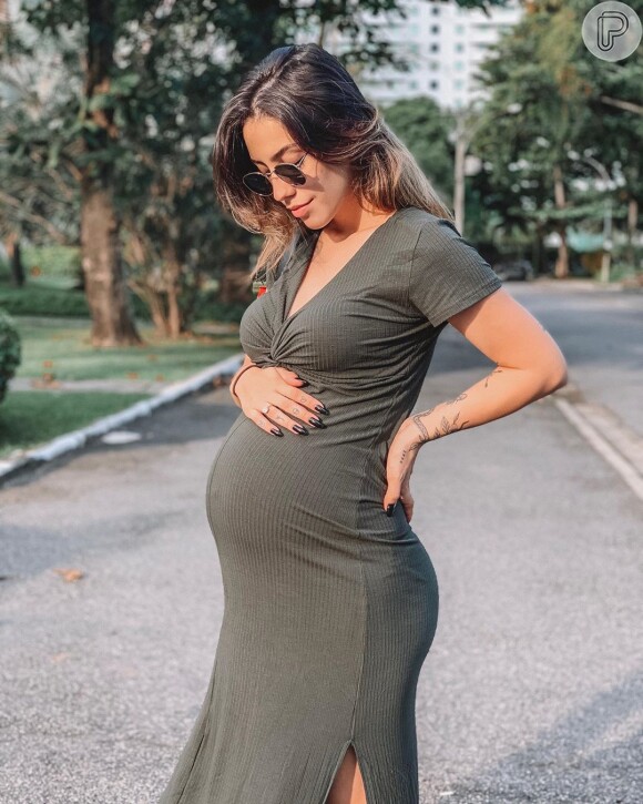 Gabi Brandt está grávida de 8 meses de Davi: o marido, Saulo Poncio, filmou sua barriga se mexendo bastante