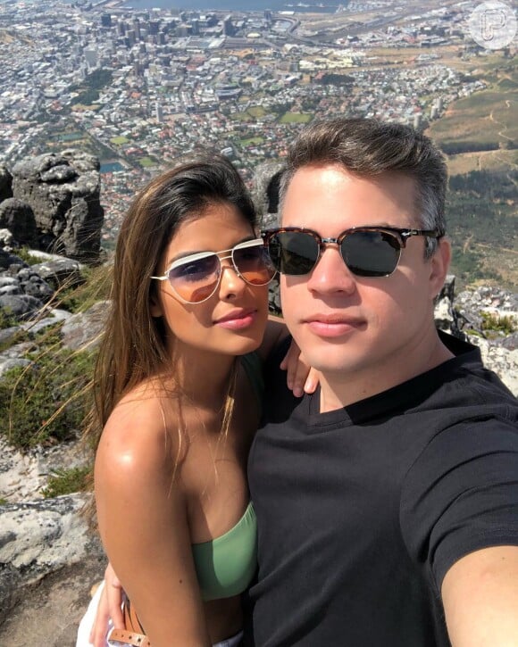 Munik Nunes parou de seguir o marido, Anderson Felício, no Instagram