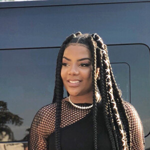 Ludmilla alfinetou o internauta que deixou comentário preconceituoso em foto dela com a namorada: 'Não me diga que tu acha que se ambas fossem solteiras, tu teria chance, né?'