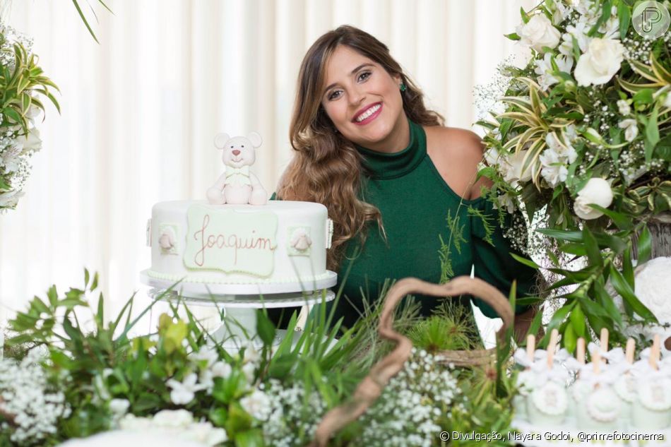 Camilla Camargo Escolheu Look Verde Para O Cha De Bebe De Joaquim Purepeople