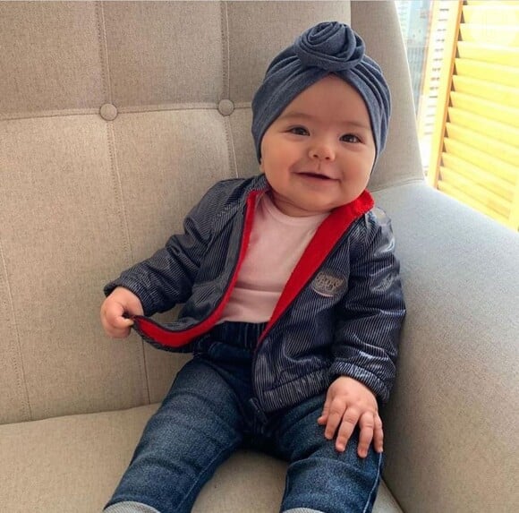 Filha de Sabrina Sato e Duda Nagle, Zoe já usou casaco que pertenceu ao pai quando pequeno
