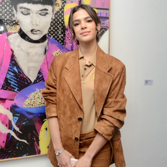 Bruna Marquezine disse que não se sentiu a vontade com clique de fã