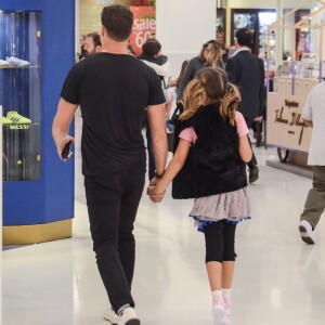 Filha de Cauã Reymond impressionou pela altura aos 7 anos de idade