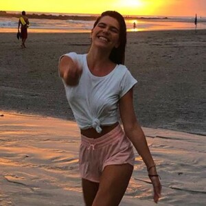 Mariana Goldfarb exibe cernário paradisiaco da Costa Rica em foto