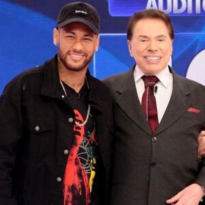 Neymar foi tietado por Patricia Abravanel nos estúdios do SBT, em São Paulo