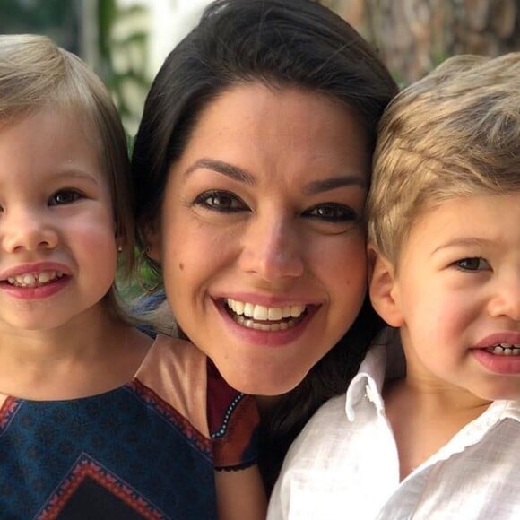 Thais Fersoza contou neste sábado, 20 de julho de 2019, que seus filhos, Melinda e Teodoro, estão com a personalidade fortíssima