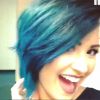 Recentemente, Demi Lovato pintou os cabelo de azul