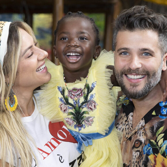 Bruno Gagliasso e Giovanna Ewbank comentaram a adoção de Bless, de 4 anos: 'Momento é somente de alegria e estamos focados e concentrados em dar amor ao nosso filho'