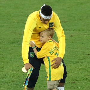 Neymar e Davi Lucca postam foto nesta quarta-feira, dia 07 de agosto de 2019