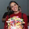 Bruna Marquezine ganhou bolo após show de Sandy e Junior