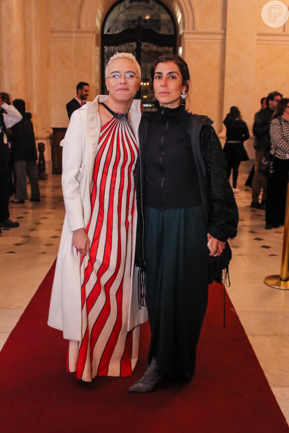 Maria Gadú e a mulher, Lua Leça, prestigiam o Grande Prêmio do cinema Brasileiro, no teatro municipal, em São Paulo, na noite desta quarta-feira, 14 de agosto de 2019