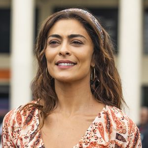 Na novela 'A Dona do Pedaço', Maria da Paz (Juliana Paes) descobre que a filha, Jô (Agatha Moreira), vai colocar à venda sua fábrica de bolos no capítulo de quinta-feira, 29 de agosto de 2019