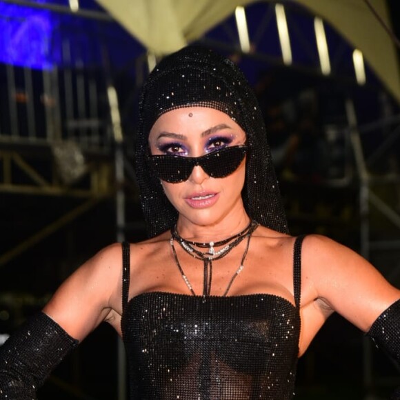 Sabrina Sato quer que a filha, Zoe, seja apaixonada por Carnaval como ela