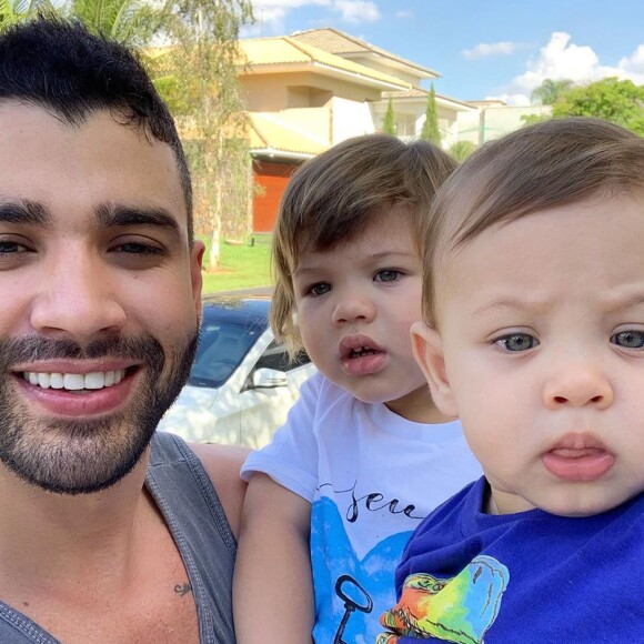 Gusttavo Lima é pai de Gabriel, de 2 anos, e Samuel, de 1
