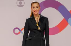 Marina Ruy Barbosa deixa corpo à mostra em foto de biquíni e é elogiada na web