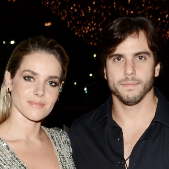 Monique Alfradique prestigia jantar beneficente do Instituto Luisa Mell, em São Paulo, na noite desta quarta-feira, 11 de setembro de 2019