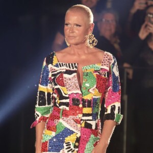 Xuxa Meneghel recorda época de modelo: 'Eu usava a roupa quatro dedos abaixo da pepeca'